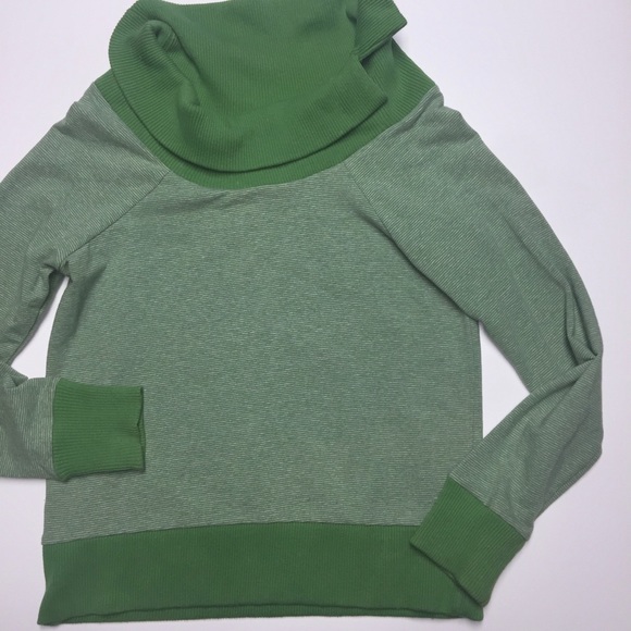 Urban Outfitters Women's Green & Wht Sweater Large - Picture 6 of 8